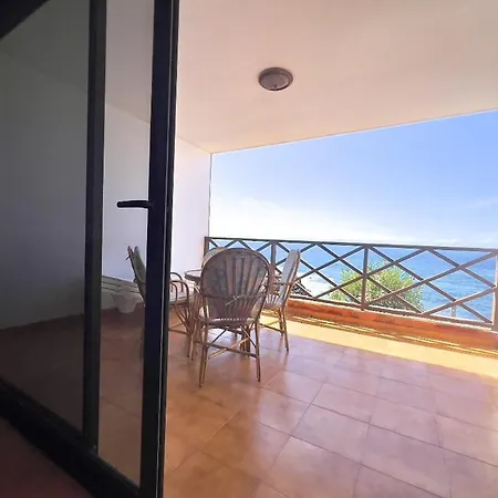 Max Neptuno 1st Line Ocean View Apartment Puerto de Santiago (Tenerife)
