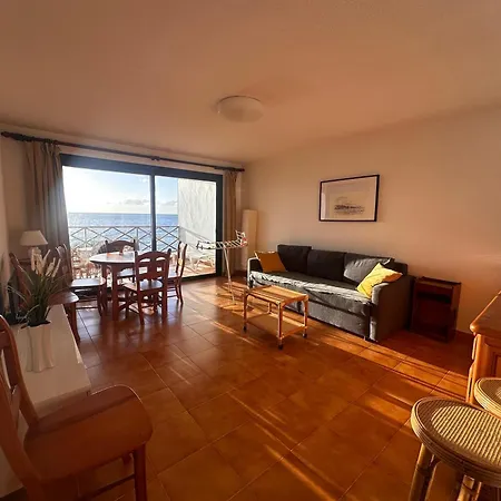 Max Neptuno 1st Line Ocean View Апартаменты *